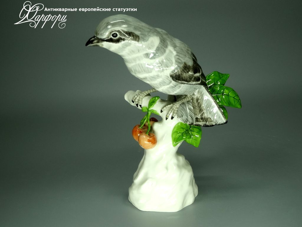 Купить фарфоровую статуэтку Nymphenburg Птица на вишне